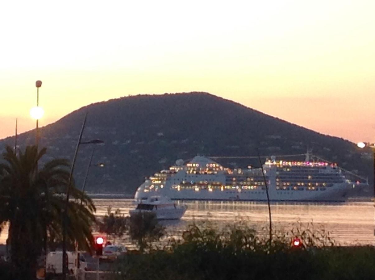 Brigitte Studio Centre Saint Tropez Parking Piscine Wifi Vue Mer Exterior foto