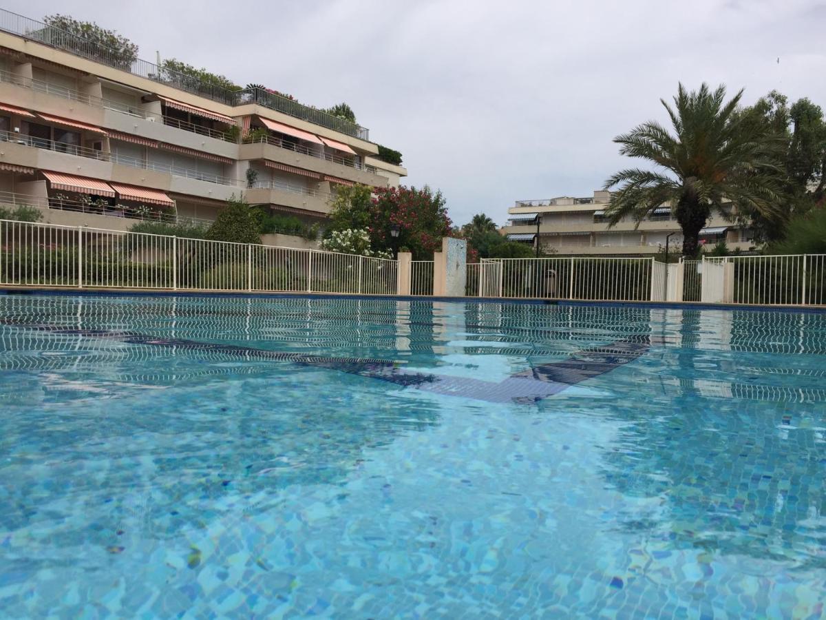 Brigitte Studio Centre Saint Tropez Parking Piscine Wifi Vue Mer Exterior foto