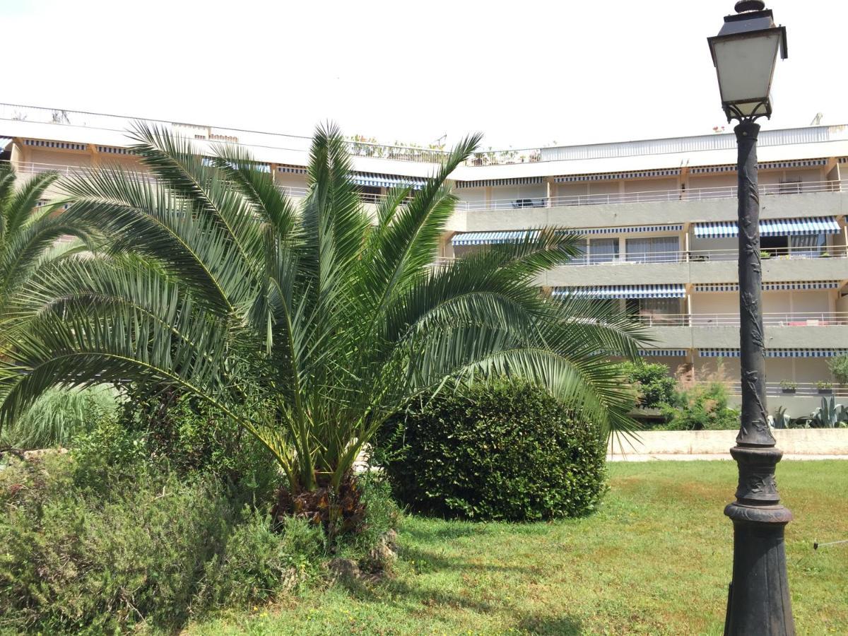 Brigitte Studio Centre Saint Tropez Parking Piscine Wifi Vue Mer Exterior foto