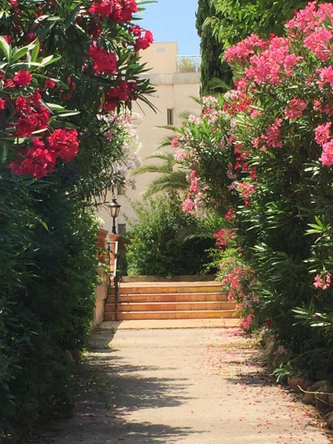 Brigitte Studio Centre Saint Tropez Parking Piscine Wifi Vue Mer Exterior foto
