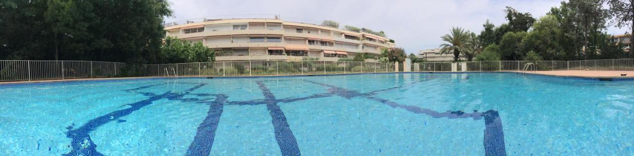 Brigitte Studio Centre Saint Tropez Parking Piscine Wifi Vue Mer Exterior foto